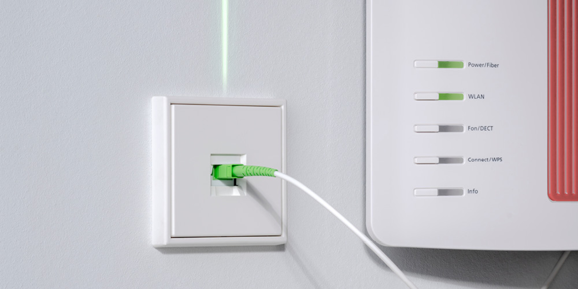 Die neuen Glasfaser-Anschlussdosen bei Elektro Förster in Krauschwitz
